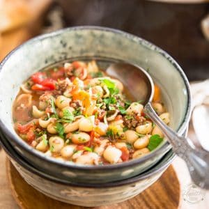 This Pasta e Fagioli might be quick and easy to make but that doesn't make it any less delicious, bone warming and soul comforting to eat!