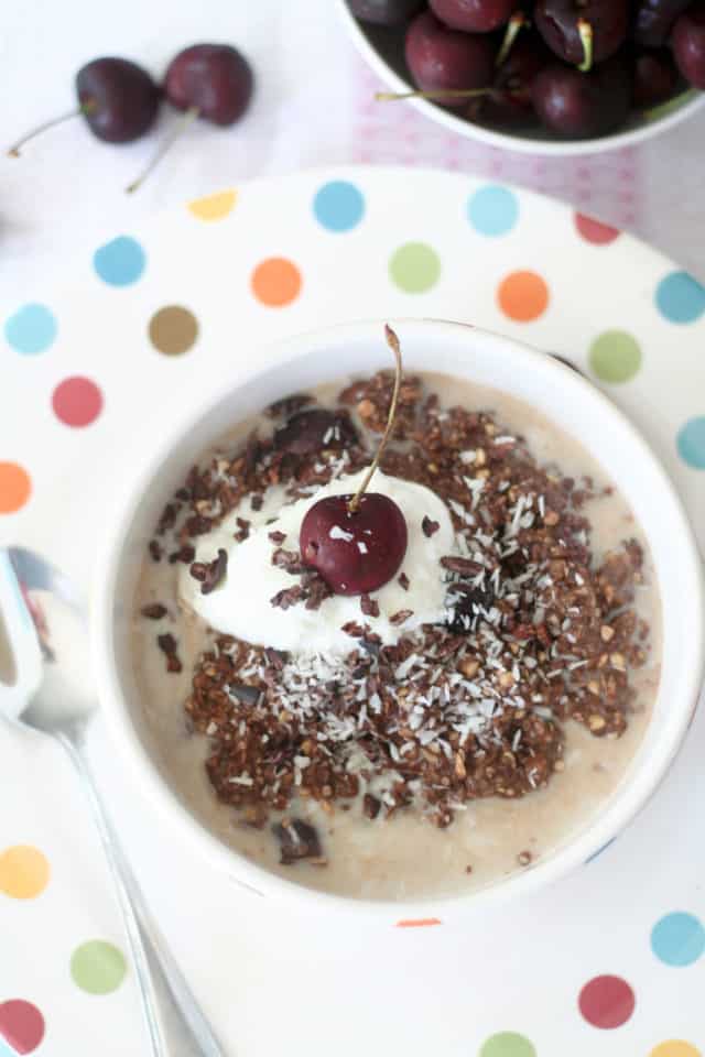 Cherry and Toasted Almond Overnight Oats