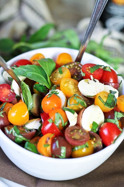 Quick Caprese Salad | by Sonia! The Healthy Foodie
