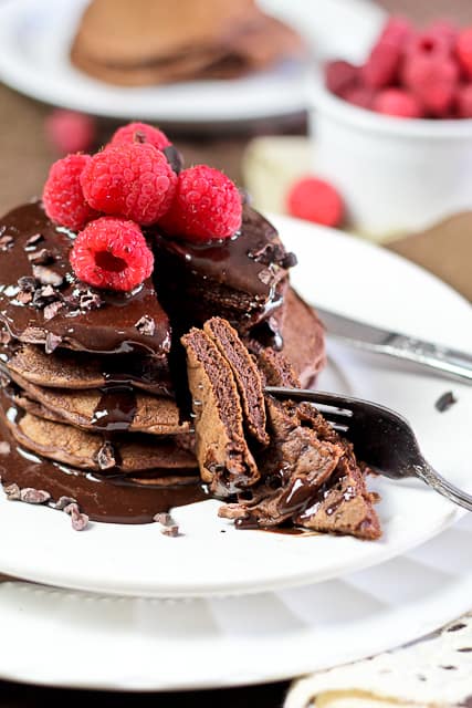 Perfect Chocolate Pancakes (with chocolate sauce) - Del's cooking