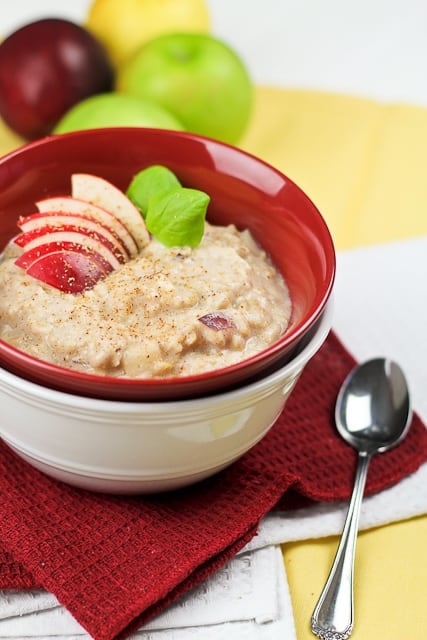 Fluffy Apple Cinnamon Egg White Oatmeal | by Sonia! The Healthy Foodie