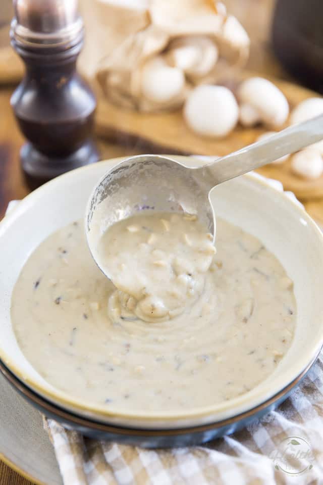 Vegan Cream of Mushroom and Wild Rice Soup by Sonia! The Healthy Foodie | Recipe on thehealthyfoodie.com