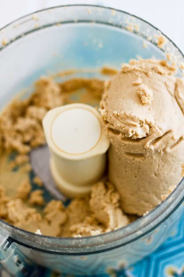 Homemade Cashew Butter | thehealthyfoodie.com