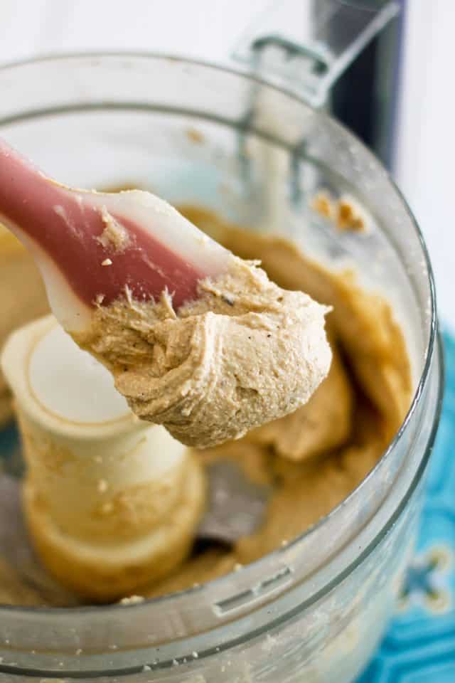 Homemade Cashew Butter | thehealthyfoodie.com