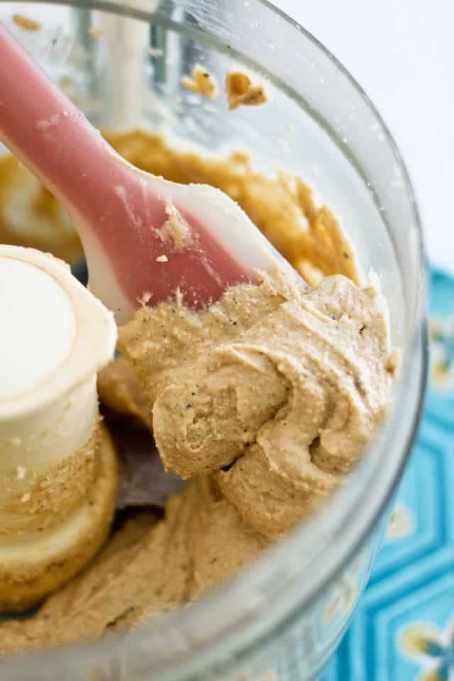 Homemade Cashew Butter | thehealthyfoodie.com