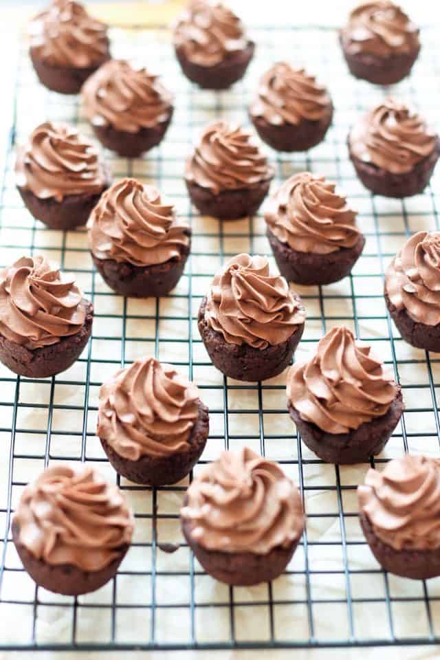 Mini Chocolate Cookie Cups | by Sonia! The Healthy Foodie