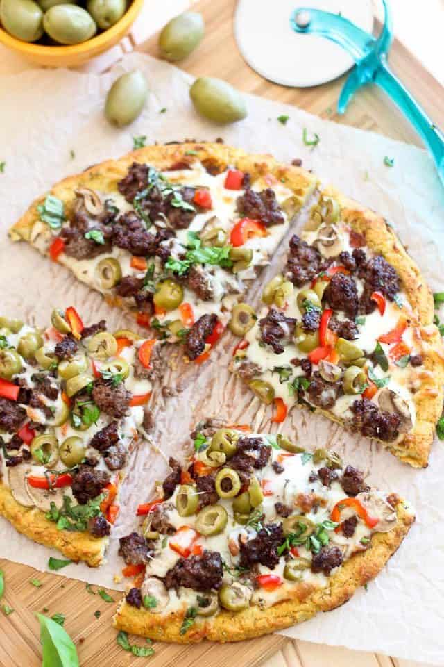Cauliflower Crust Pizza | thehealthyfoodie.com