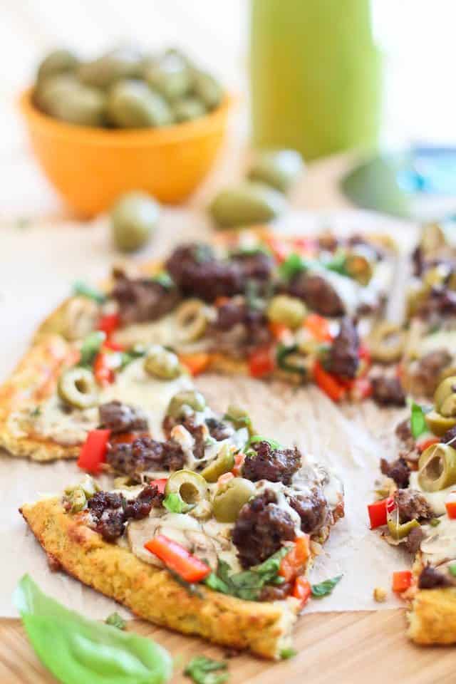 Cauliflower Crust Pizza | thehealthyfoodie.com