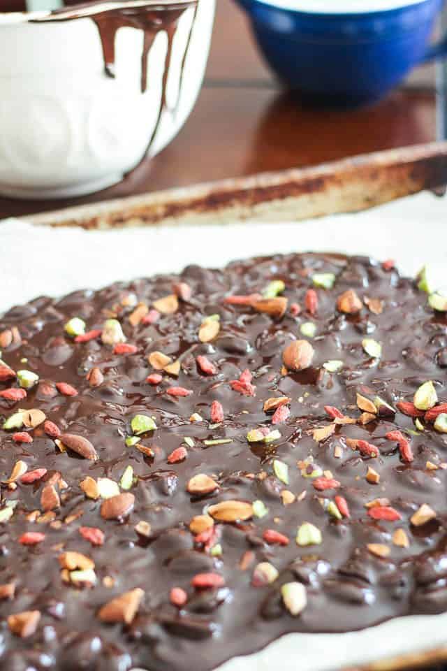 Paleo Dark Chocolate Bark | by Sonia! The Healthy Foodie