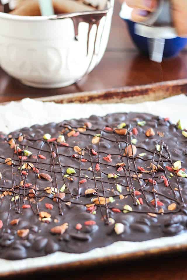 Paleo Dark Chocolate Bark | by Sonia! The Healthy Foodie