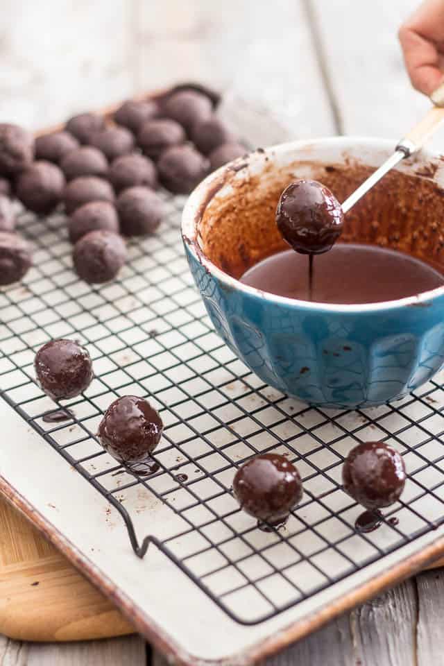 Paleo Dark Chocolate Truffles | by Sonia! The Healthy Foodie