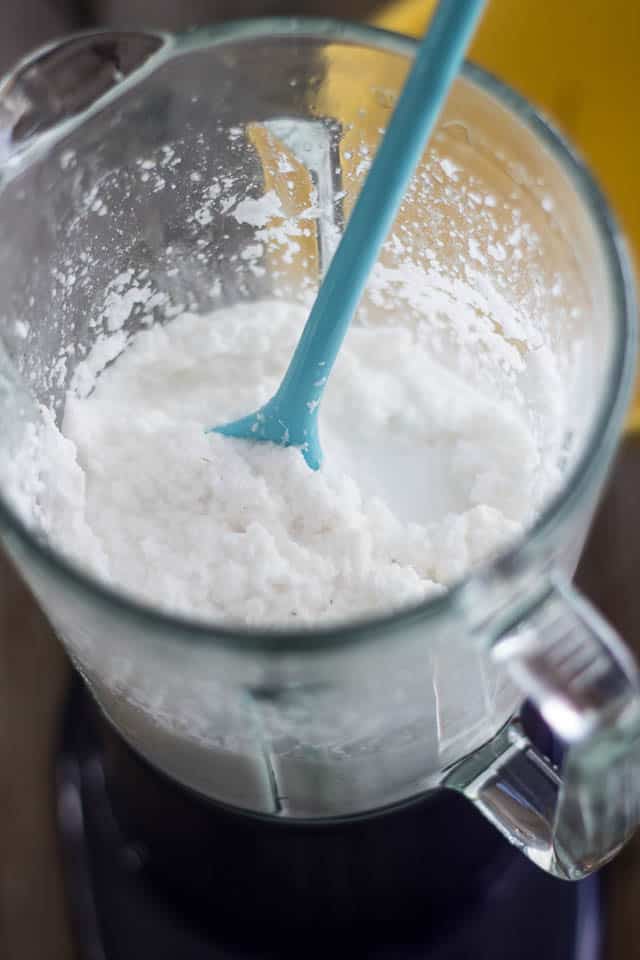 Homemade Coconut Milk | www.thehealthyfoodie.com