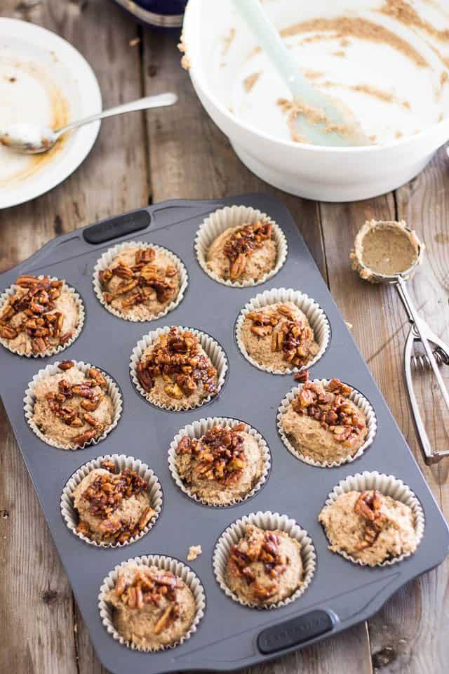 Buttered Pecans Muffins | www.thehealthyfoodie.com