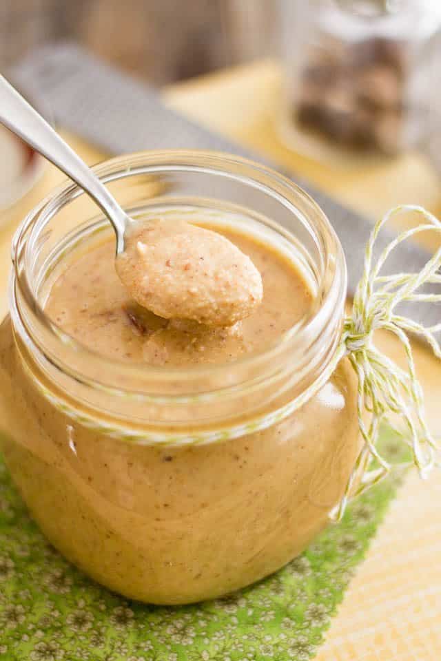 Graham Cracker Nut Butter | www.thehealthyfoodie.com