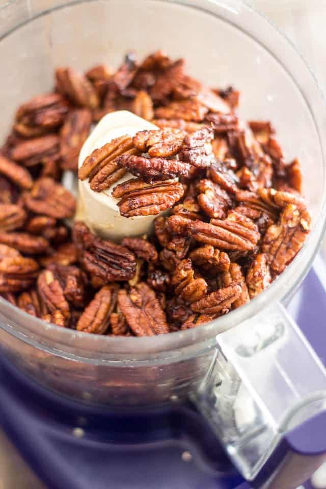 Buttered Pecan Pie in a Jar | thehealthyfoodie.com