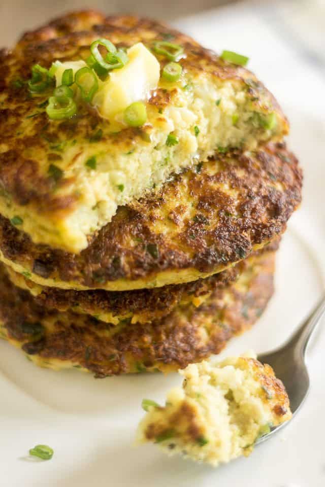 Creamy Cauliflower Fritters | thehealthyfoodie.com