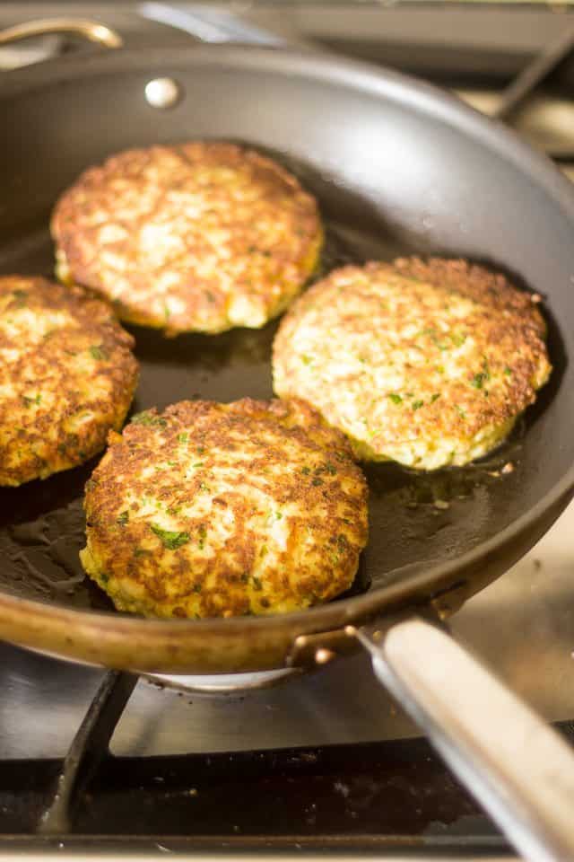 Creamy Cauliflower Fritters | thehealthyfoodie.com