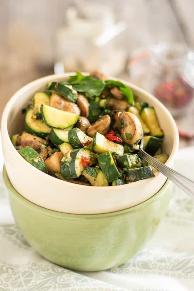 Sauteed Zucchini and Mushrooms | thehealthyfoodie.com