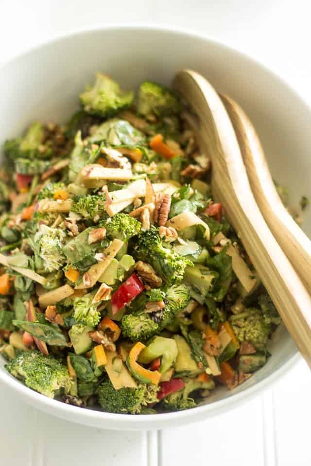 Creamy Broccoli Salad | thehealthyfoodie.com