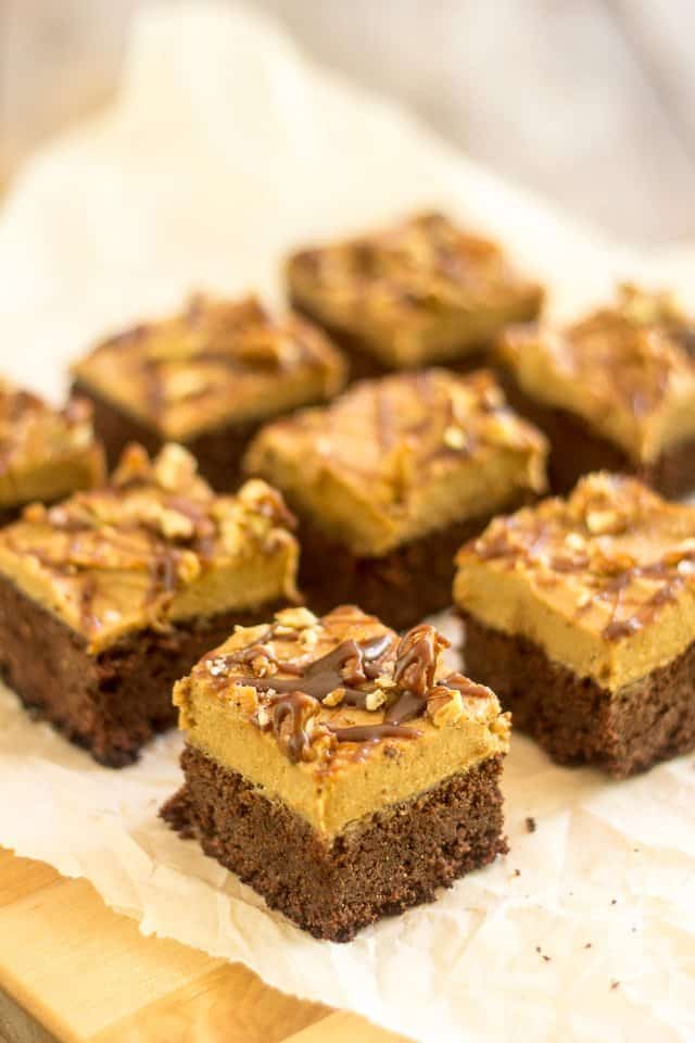 Paleo Salted Caramel Brownies | thehealthyfoodie.com