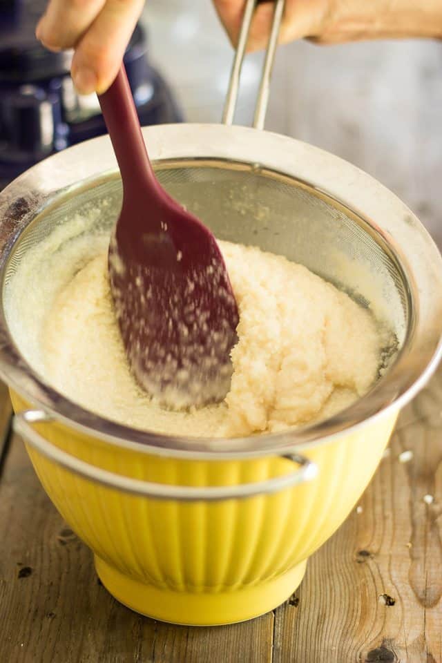 Smooth and Creamy Homemade Coconut Butter | thehealthyfoodie.com