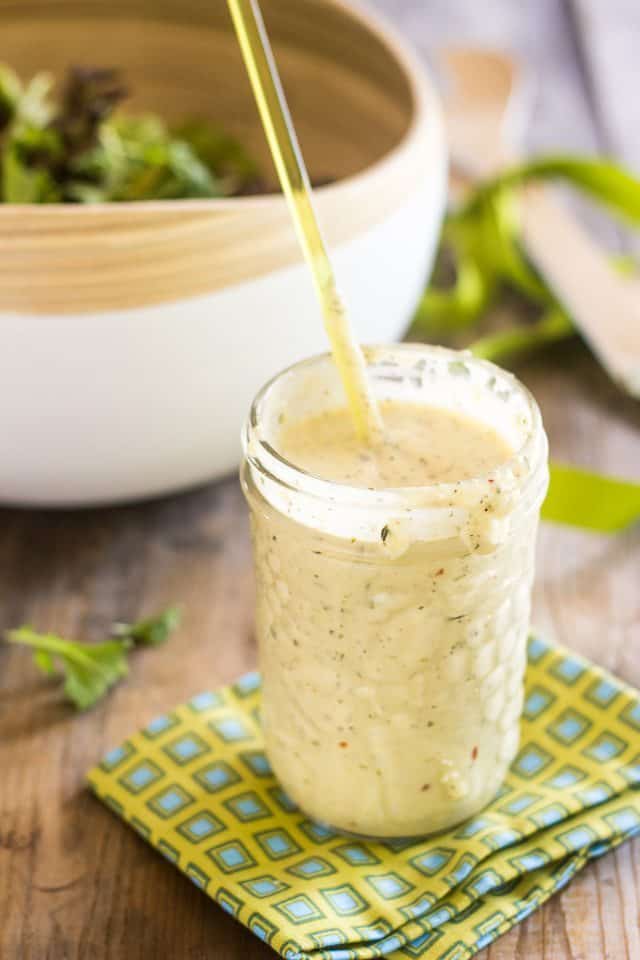 Creamy Ranch Dressing | thehealthyfoodie.com