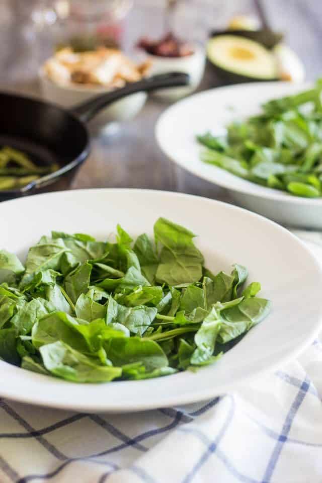 Chicken Bacon and Roasted Asparagus Salad | thehealthyfoodie.com