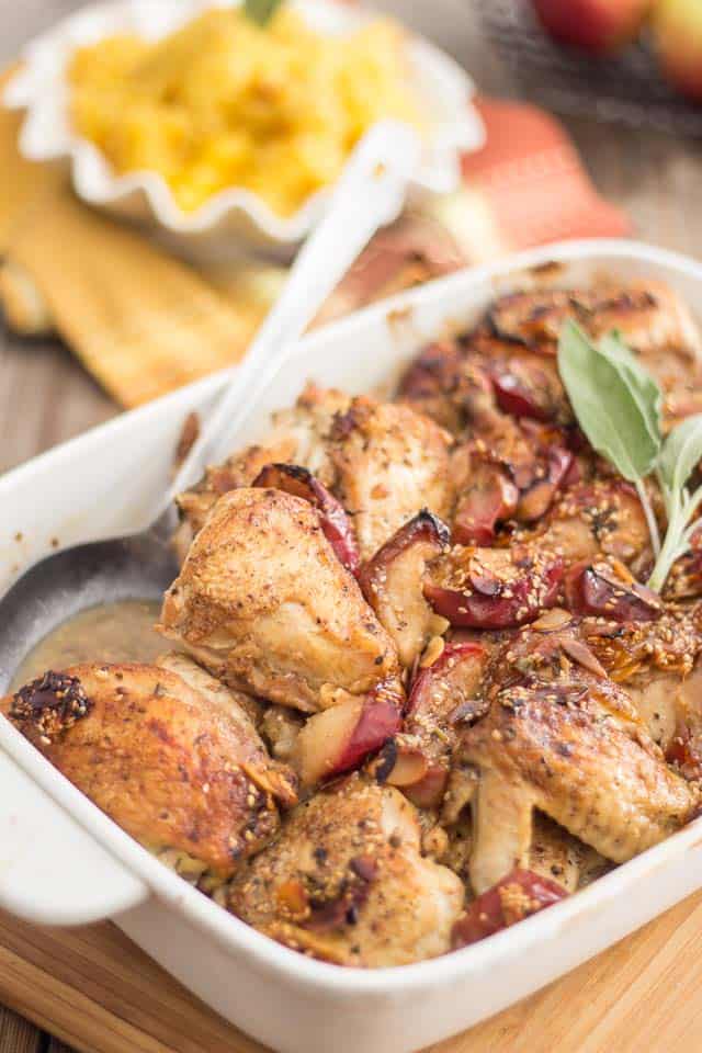 Apple and Honey Roasted Chicken | thehealthyfoodie.com