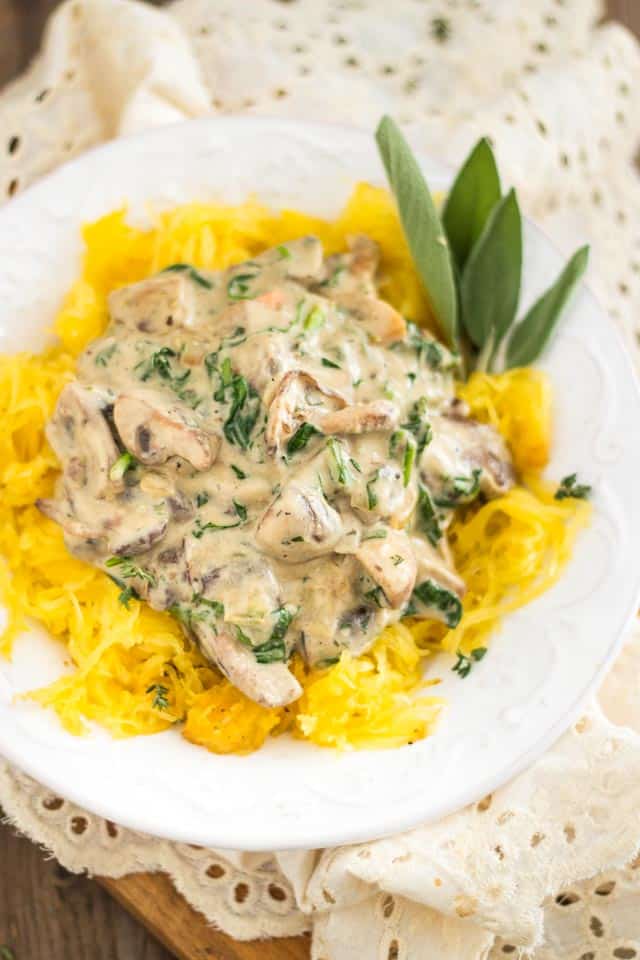 Creamy Mushroom Sauce over Spaghetti Squash | thehealthyfoodie.com