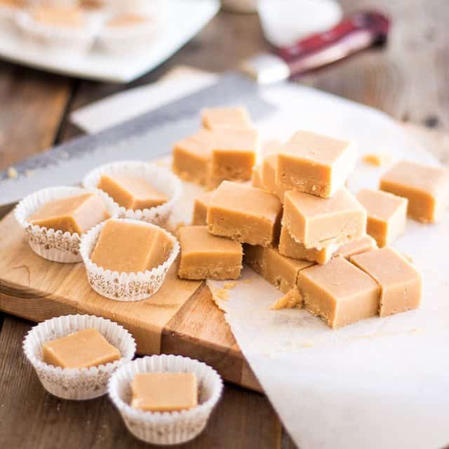 https://thehealthyfoodie.com/wp-content/uploads/2014/11/Toasted-Coconut-Fudge-12.jpg