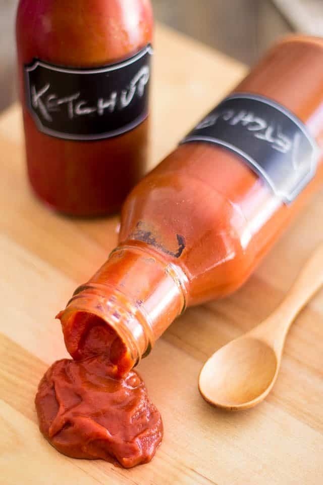 Paleo Ketchup | thehealthyfoodie.com