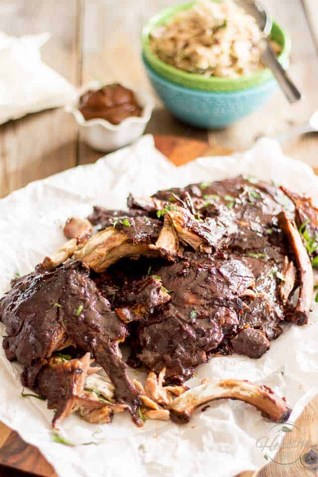 Slow Cooker BBQ Ribs | thehealthyfoodie.com