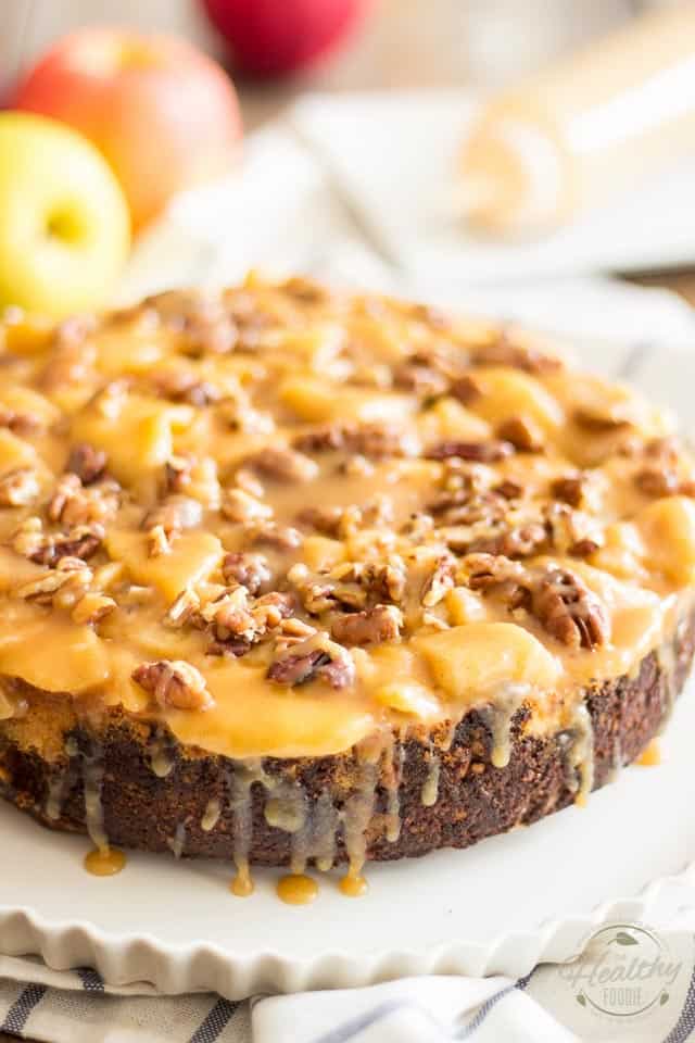 Maple Caramel Apple Cheesecake | thehealthyfoodie.com