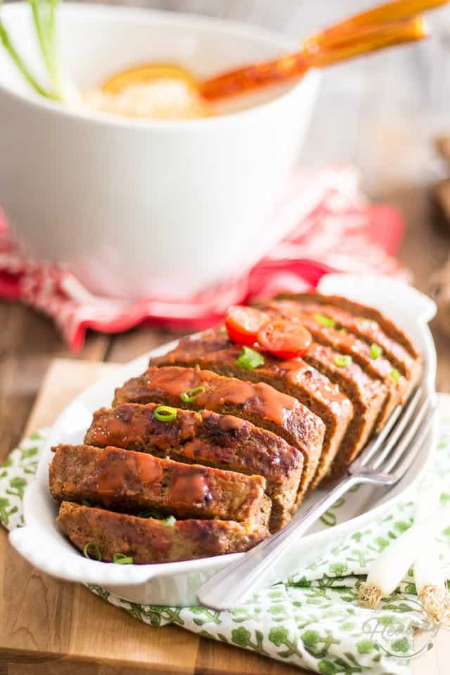 Stupid Easy Meatloaf | thehealthyfoodie.com