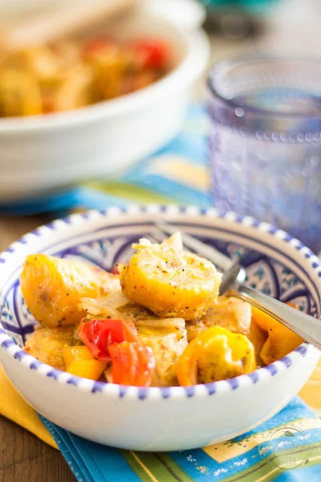 Baked Plantains and Sweet Peppers | thehealthyfoodie.com