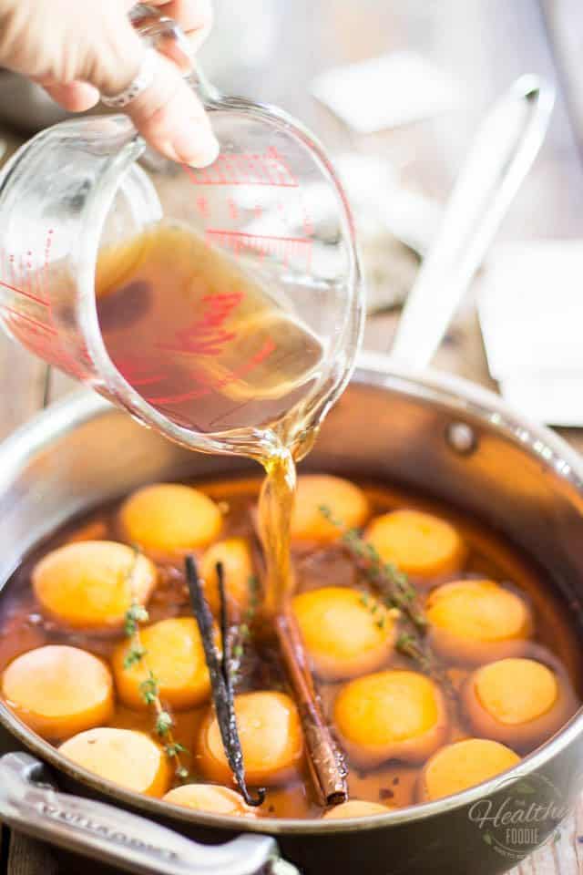 Poached Apricots | thehealthyfoodie.com