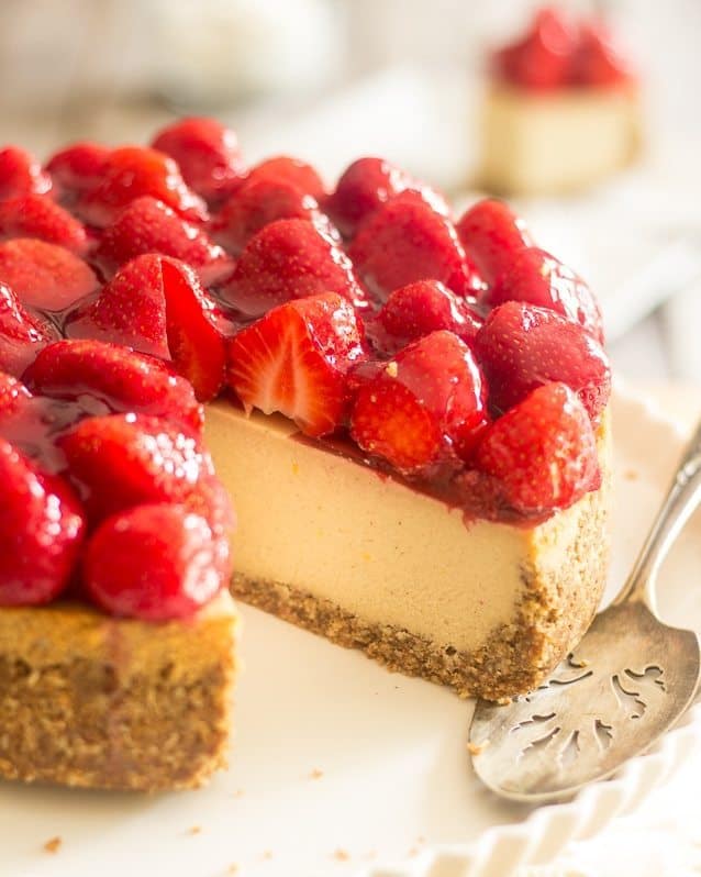 Secret Ingredient Non Dairy Cheesecake | thehealthyfoodie.com