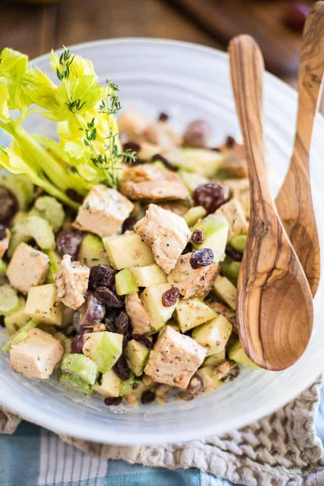 Waldorf Salad | thehealthyfoodie.com