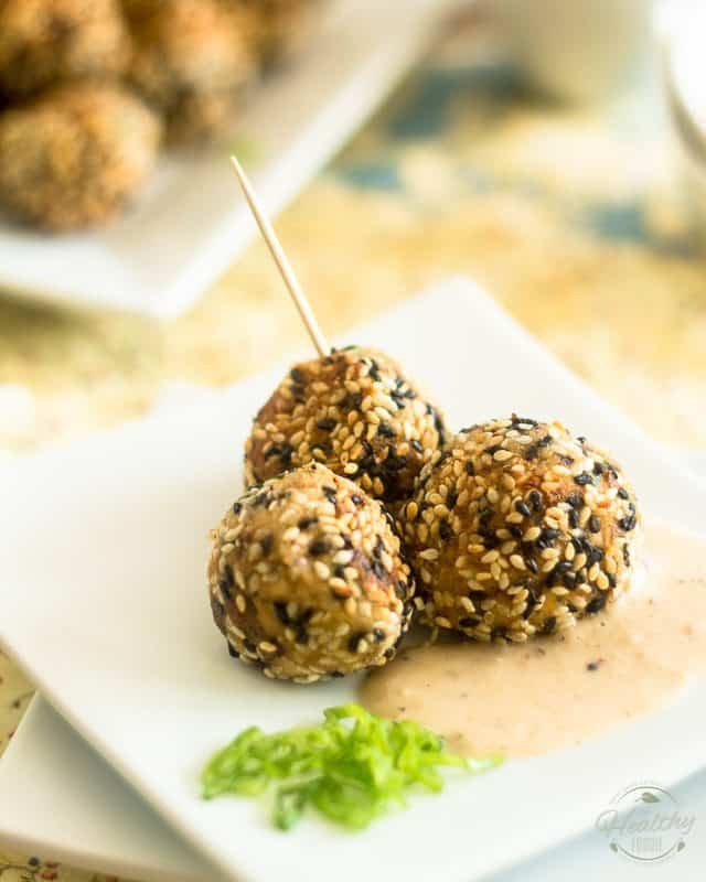 Sesame Salmon Balls | thehealthyfoodie.com