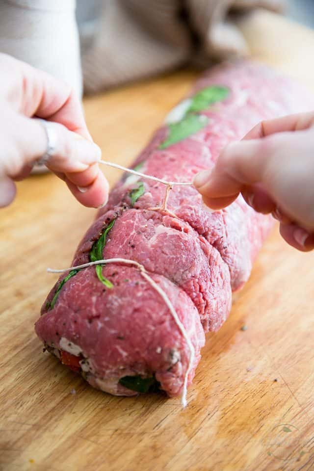 Beef Pinwheels | thehealthyfoodie.com