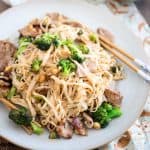 Easy Pork and Broccoli Asian Noodles | thehealthyfoodie.com