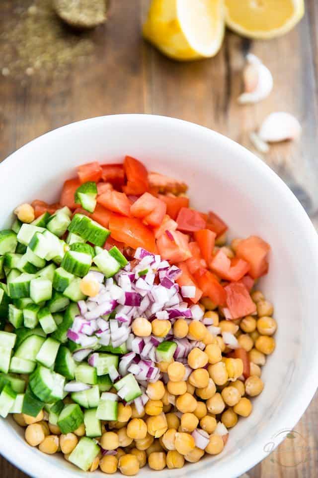Chickpea Salad | thehealthyfoodie.com