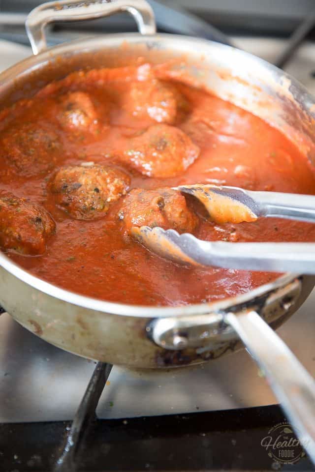 Bocconcini Stuffed Meatballs | thehealthyfoodie.com