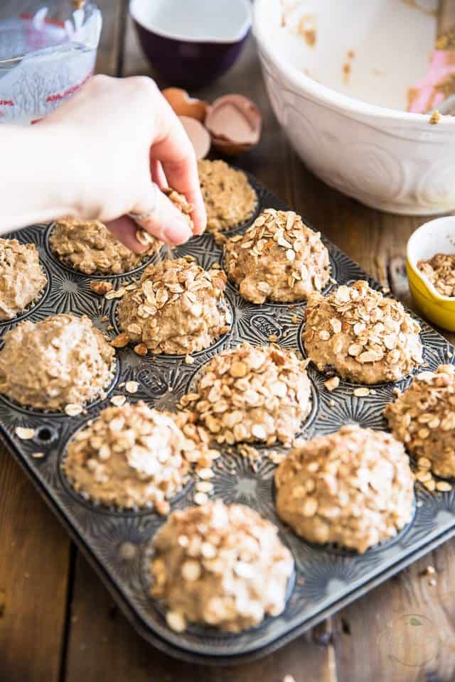 Raisin Oatmeal Muffins | thehealthyfoodie.com