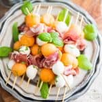 Prosciutto Melon Skewers: A great classic made super elegant and easily portable! Perfect for your next picnic or summer BBQ by the poolside!