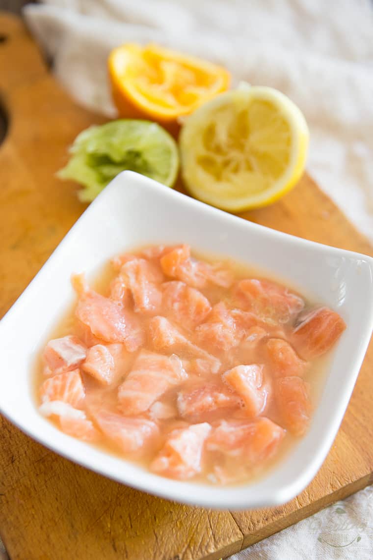 Citrus Avocado Salmon Ceviche by Sonia! The Healthy Foodie | Step-by-step instructions on thehealthyfoodie.com