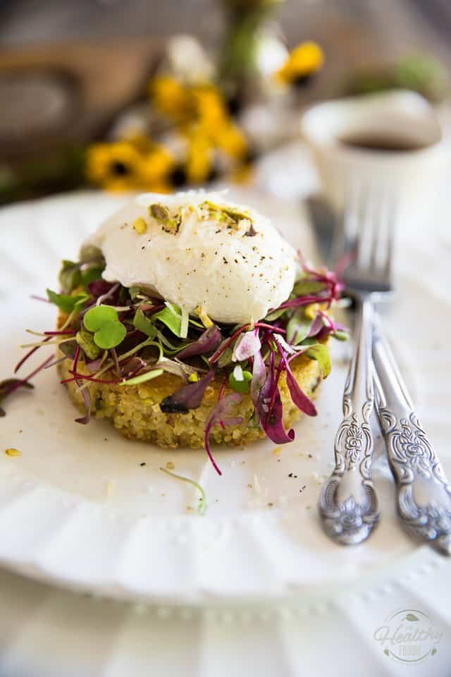Simple but incredibly elegant, this scrumptious Poached Egg over Crispy Quinoa Cake is the perfect dish to surprise a loved one with breakfast in bed!