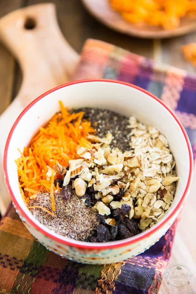 As delicious as they are quick to prepare, these Carrot Cake Overnight Oats will have you totally look forward to rolling out of bed in the morning! 