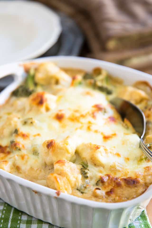 Cheesy Broccoli Cauliflower Casserole by Sonia! The Healthy Foodie | Recipe on thehealthyfoodie.com