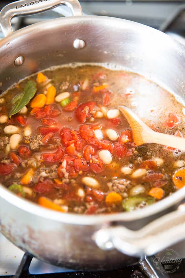 Quick & Easy Pasta e Fagioli Soup by Sonia! The Healthy Foodie | Recipe on theheatlhyfoodie.com